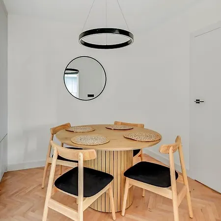 City Life - By Grand Apartamento *